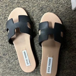 Steve Madden Hoku Sandal 5.5